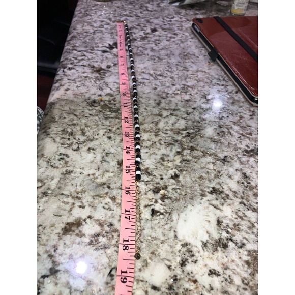 LA Gem Gold, Black & White Beaded 18.5 Inch Necklace! - Picture 7 of 7